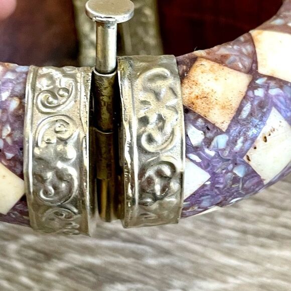 Wood bangle bracelet - Picture 9 of 9